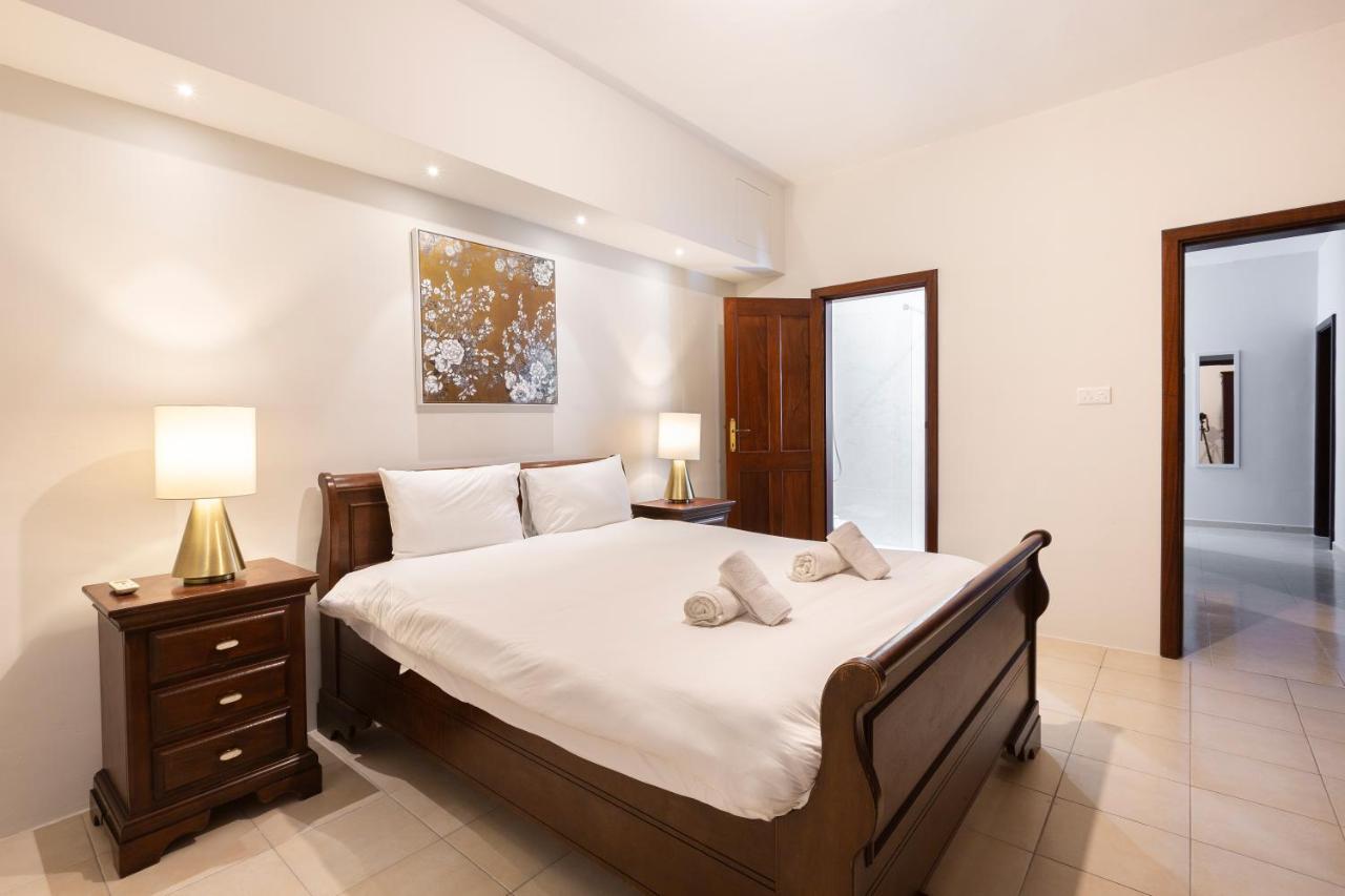 Sliema Central Apartment Just Minutes From The Beach By Jl Ngoại thất bức ảnh