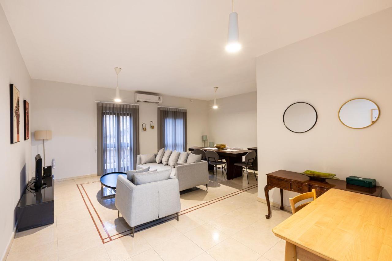 Sliema Central Apartment Just Minutes From The Beach By Jl Ngoại thất bức ảnh