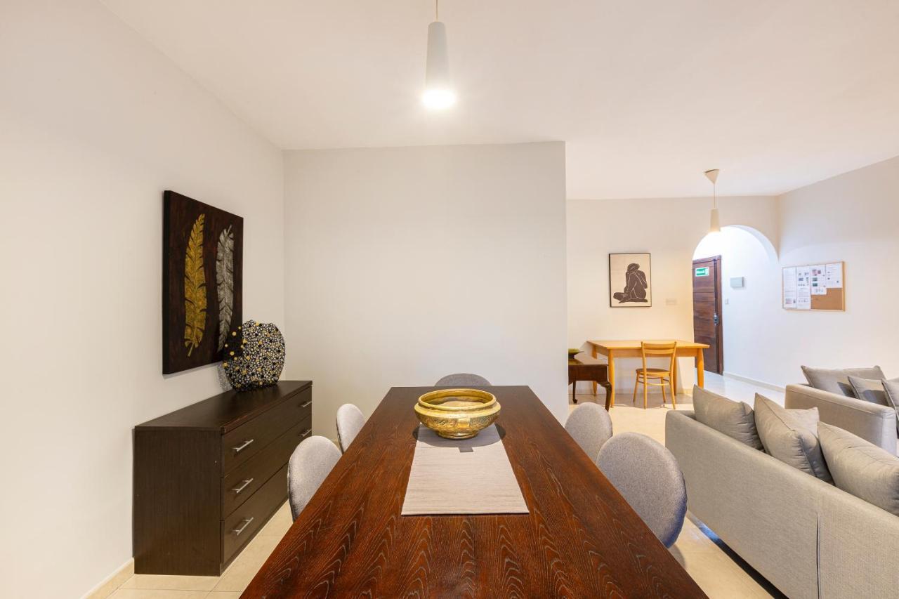 Sliema Central Apartment Just Minutes From The Beach By Jl Ngoại thất bức ảnh